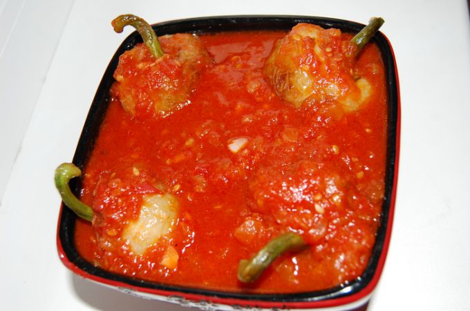 Жареный перец с томатным соусом