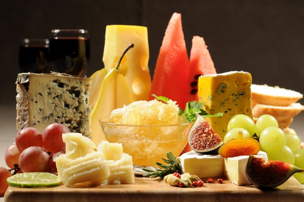 Самые интересные и изысканные сочетания сыра и фруктов