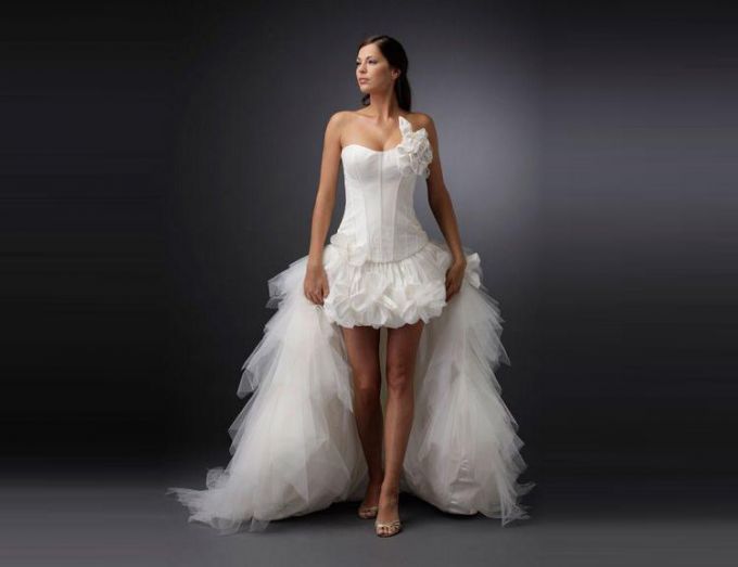 Шить свадебное платье у портнихи или покупать готовое?