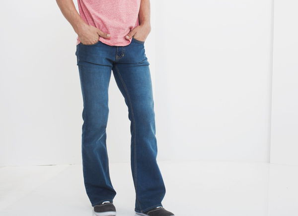Какие бывают мужские джинсы клеш