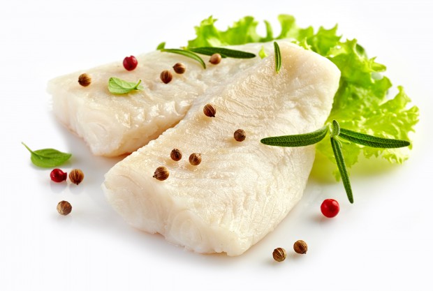 Как вкусно приготовить салат из рыбы