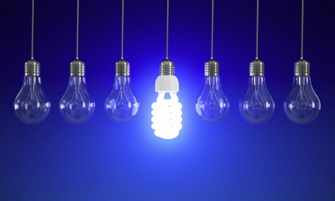 Чем опасны энергосберегающие лампочки