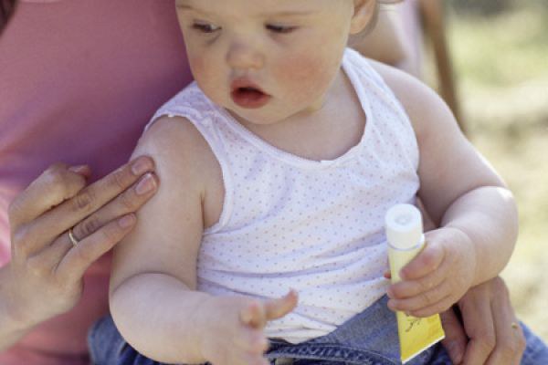 Атопический дерматит у детей: причины, симптомы, лечение 
