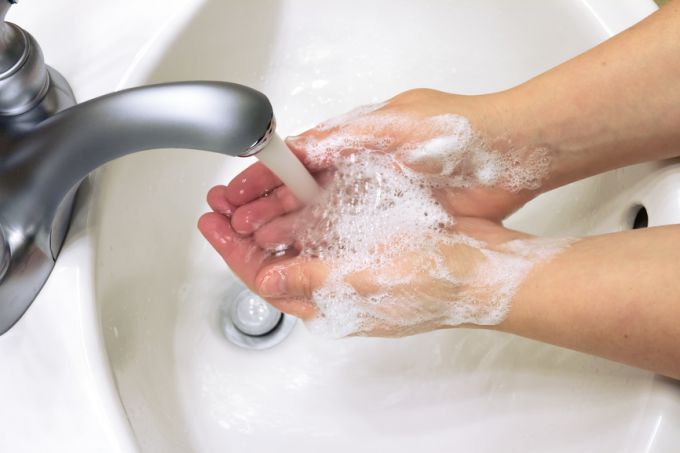 Какие существуют мифы о мытье рук