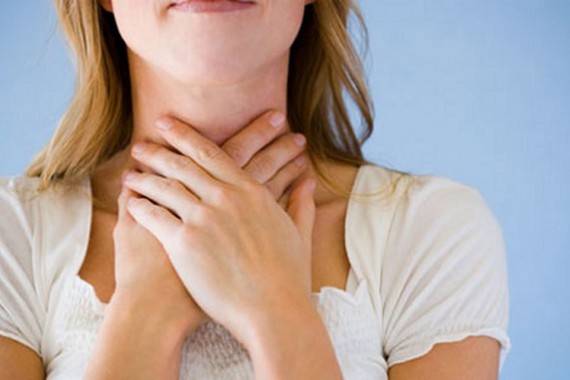 Как быстро вылечить больное горло в домашних условиях
