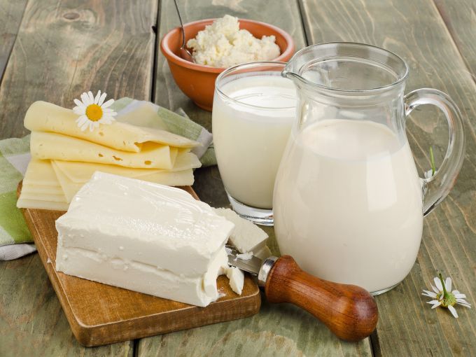 Как выбрать качественные молочные продукты: сыр, сметану, молоко, масло