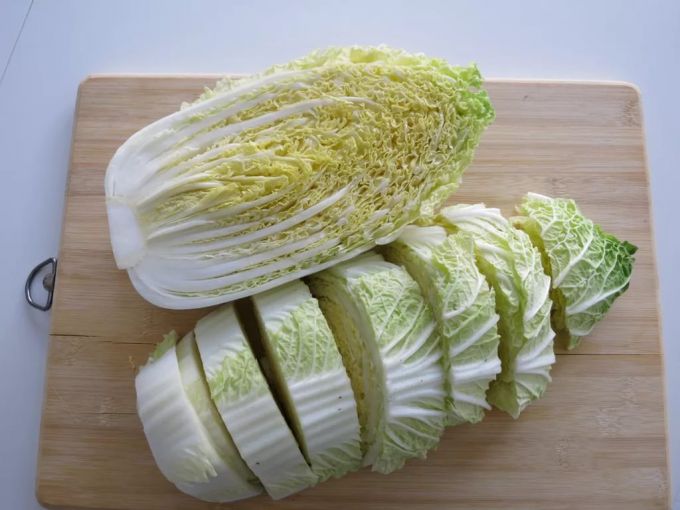 Как приготовить постные салаты из пекинской капусты