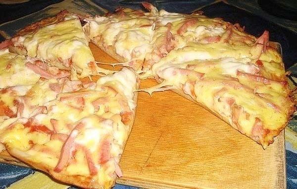 Как приготовить ленивую пиццу на сковороде