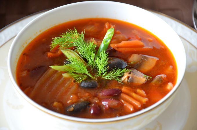 Как сварить суп из баранины и печеного перца