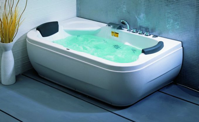 Как установить гидромассажную ванну в доме