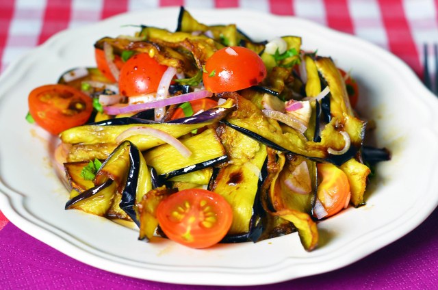 Салат из баклажанов и кабачков : пошаговые рецепты с фото для легкого приготовления