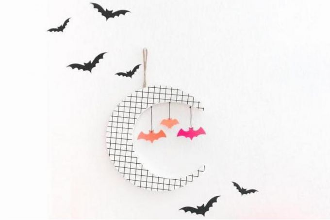Готовимся к Хэллоуину: подвес с летучими мышами