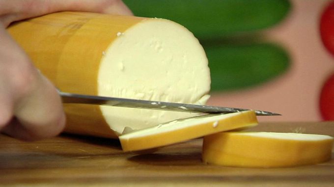 Блюда с копченым колбасным сыром: пошаговые рецепты с фото для легкого приготовления
