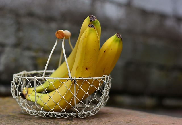 Кому нельзя есть бананы