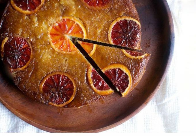 Как испечь апельсиновый пирог-перевертыш в духовке: пошаговый рецепт