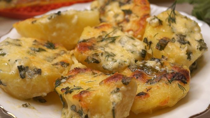 Как приготовить сливочную картошку под сыром