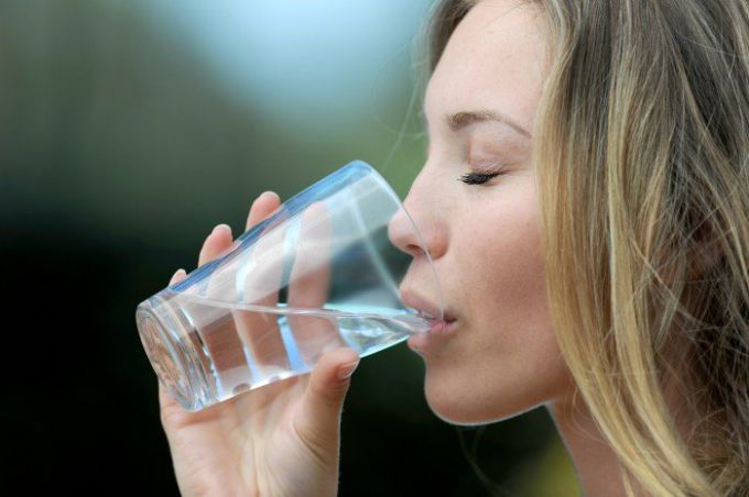 Как правильно пить обыкновенную воду