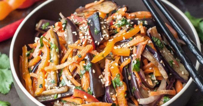 Как приготовить маринованные баклажаны с чесноком и морковью на зиму 