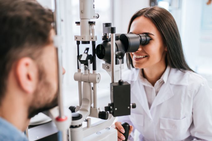 Обзор лучших офтальмологических клиник в Москве: где лечить зрение?