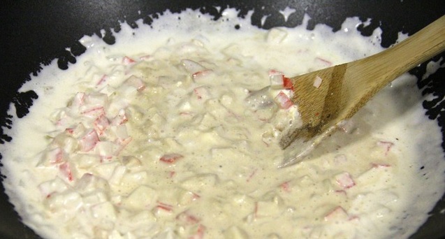 Как приготовить соус из крабовых палочек