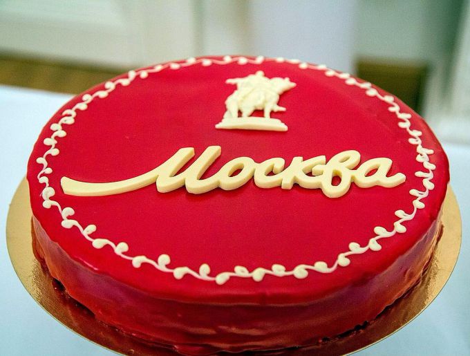 Фирменный торт "Москва"