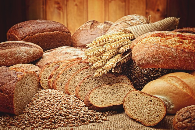 Как приготовить в хлебопечке ароматный пшенично-ржаной темный хлеб