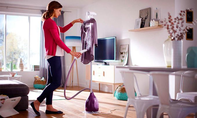 Функционал и советы по использованию домашнего отпаривателя для одежды